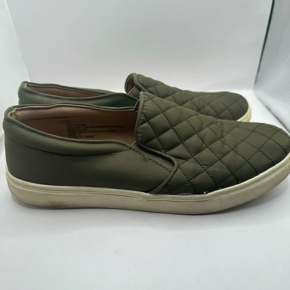 A New Tan Olive Quilted Slip-On Loafers size 9.5
